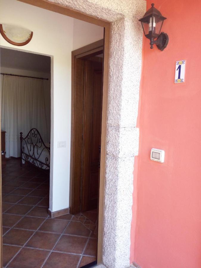 Turismo Rurale L'Agliuledda Villa Sant'Antonio di Gallura Luaran gambar