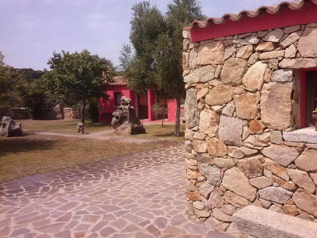Turismo Rurale L'Agliuledda Villa Sant'Antonio di Gallura Luaran gambar